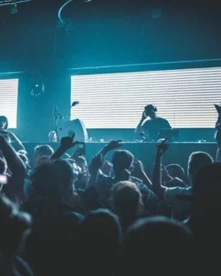 Live concert by Tape B & Levity