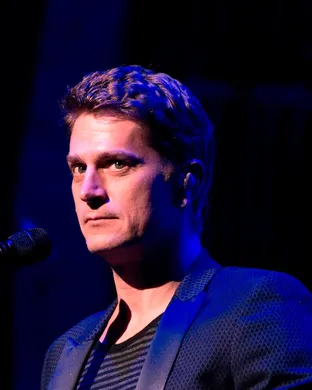 Rob Thomas