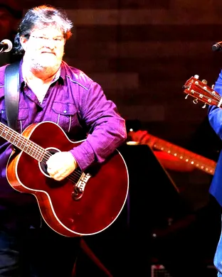 Live concert by Shenandoah